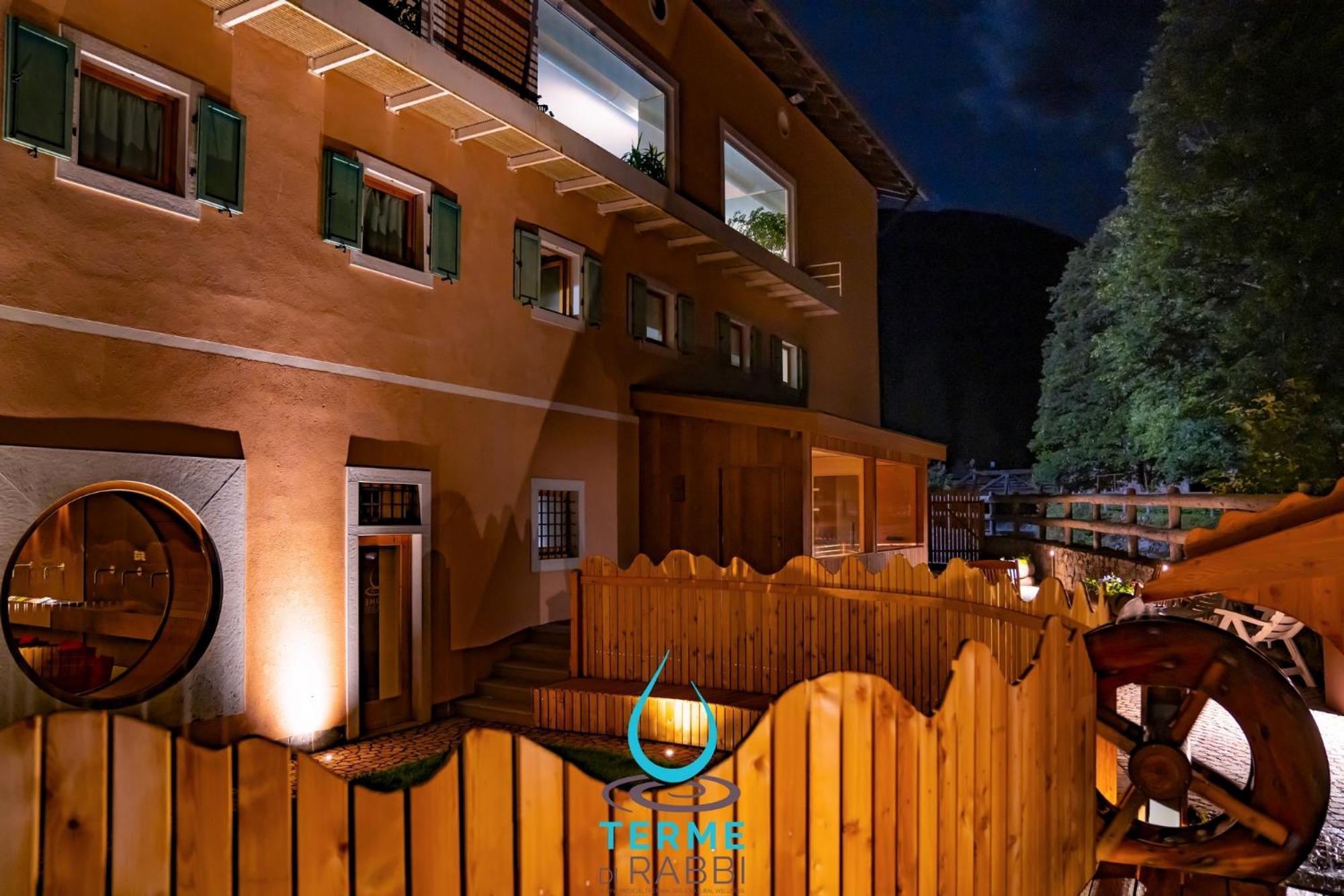 Hotel Terme Di Rabbi Bagni di Rabbi Esterno foto